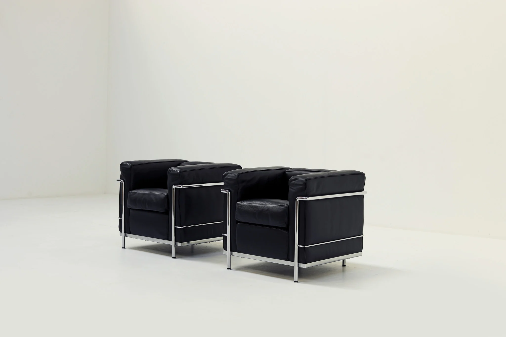 LC2 Style Armchair